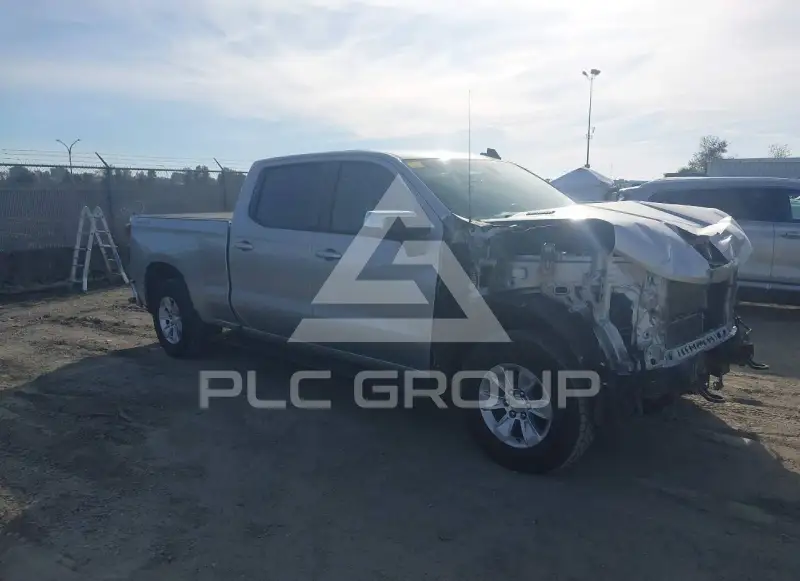 2021 Chevrolet Silverado photo