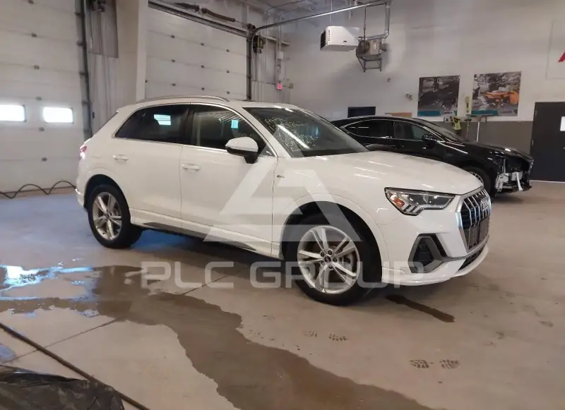 2021 Audi Q3 фото