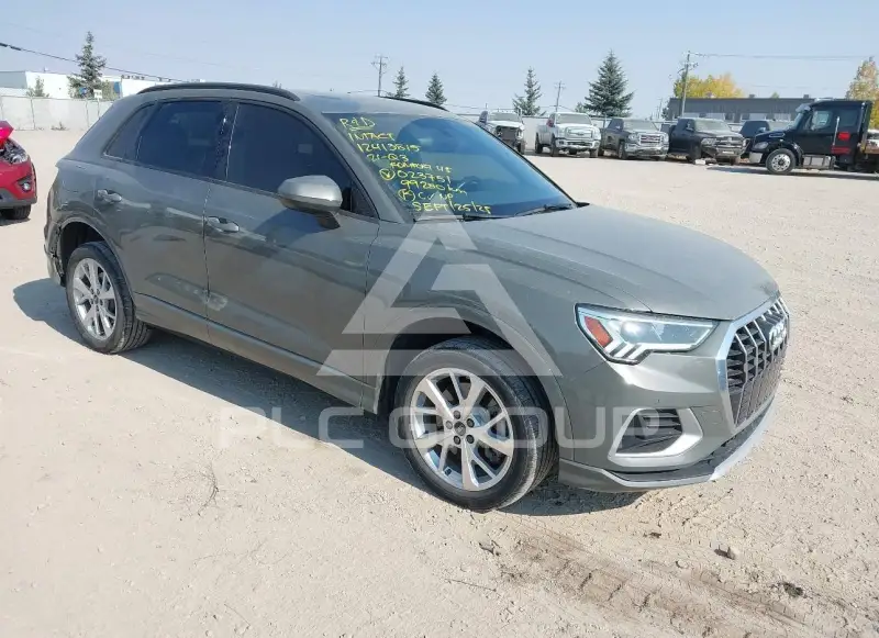 2021 Audi Q3 фото