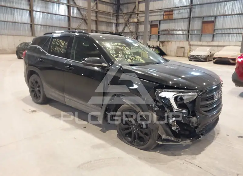 2021 GMC TERRAIN photo