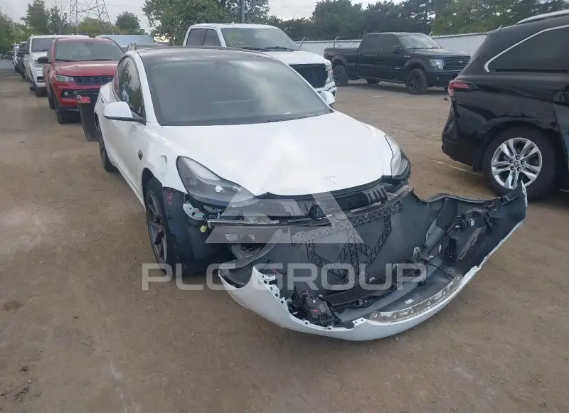2021 Tesla MODEL 3 фото