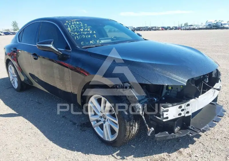 2021 Lexus IS300 photo