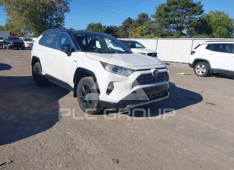 2021 Toyota RAV4 фото