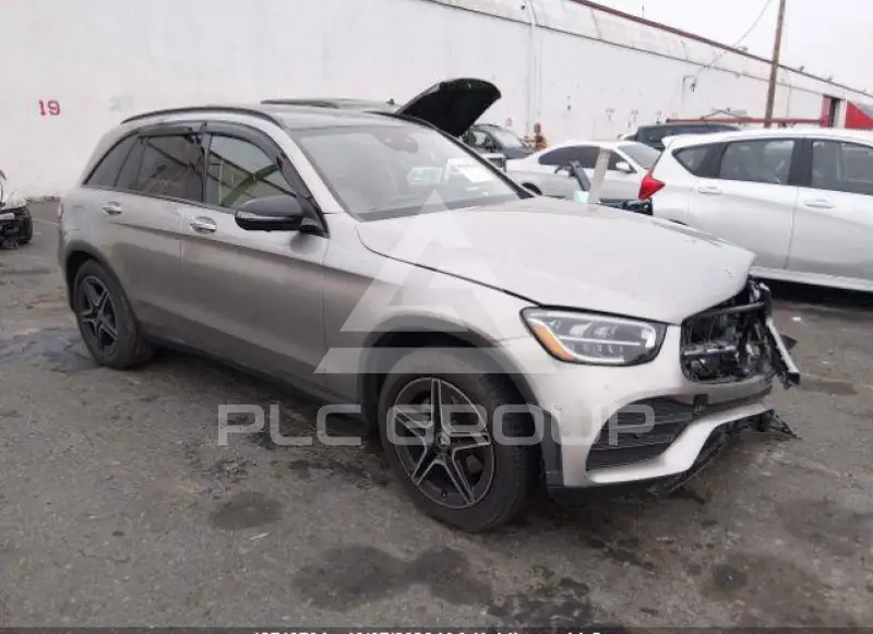 2021 Mercedes Benz Glc 300 фото