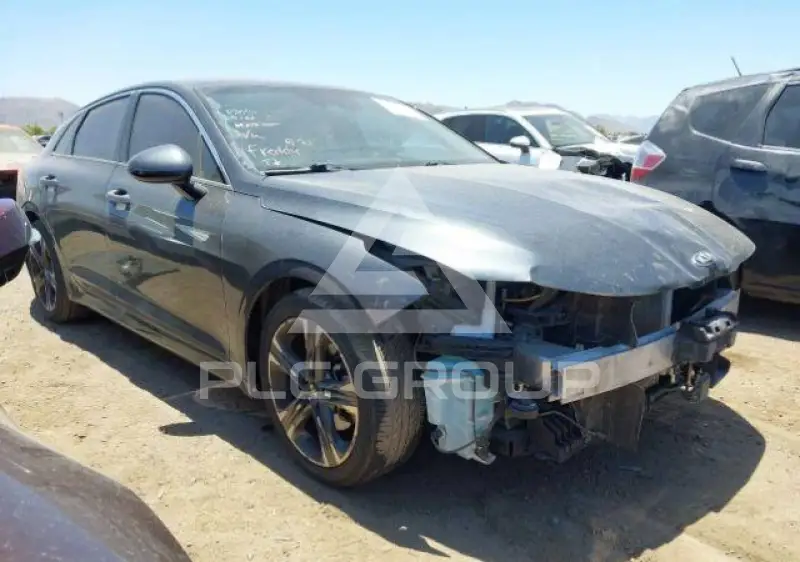 2021 KIA K5 фото