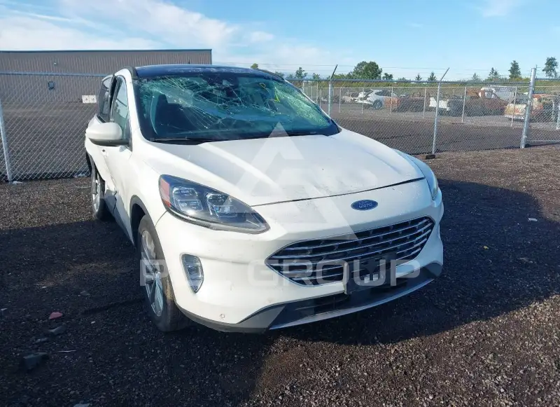 2021 Ford ESCAPE photo
