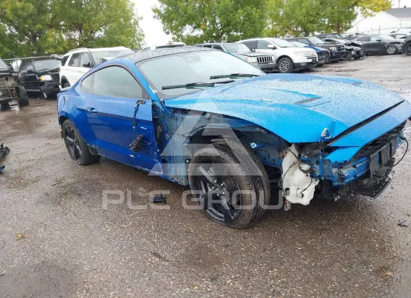 2021 Ford MUSTANG фото