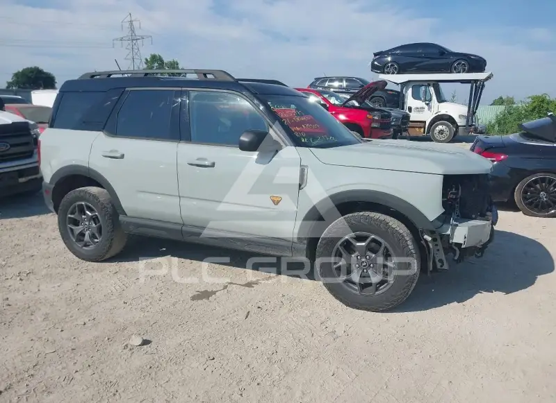 2021 Ford BRONCO фото