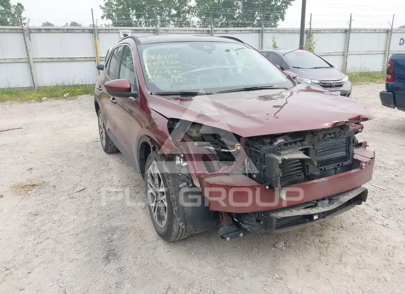 2021 Ford ESCAPE фото