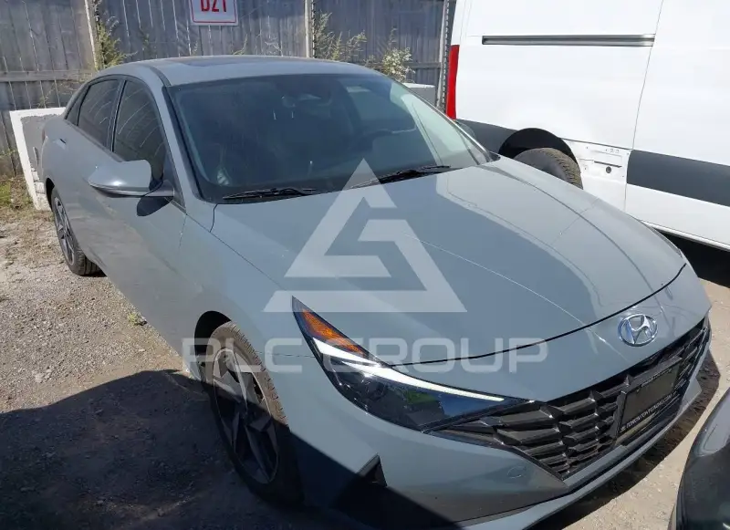 2021 Hyundai Elantra photo
