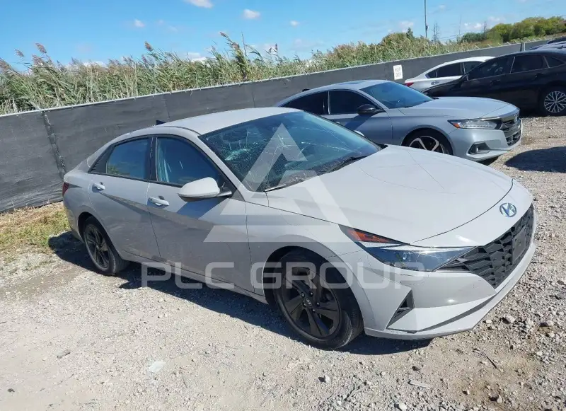 2021 Hyundai Elantra фото