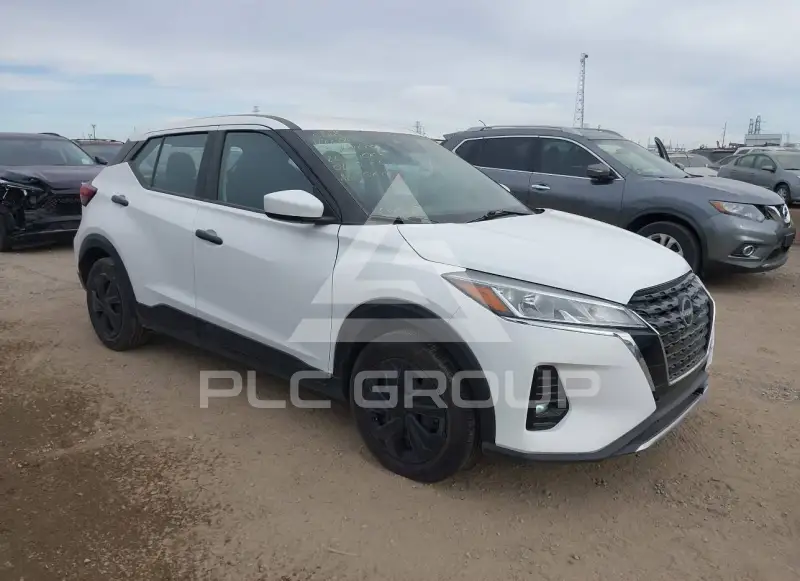 2022 Nissan KICKS фото