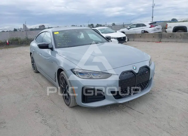 2022 BMW I4 фото