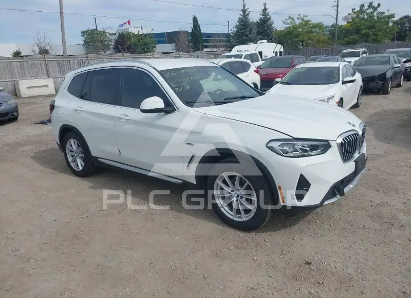 2022 BMW X3 photo