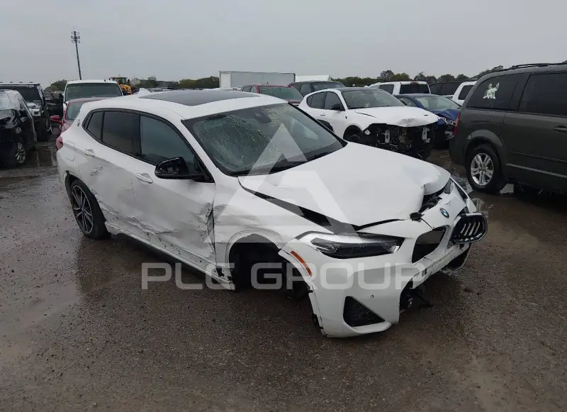 2022 BMW X2 фото
