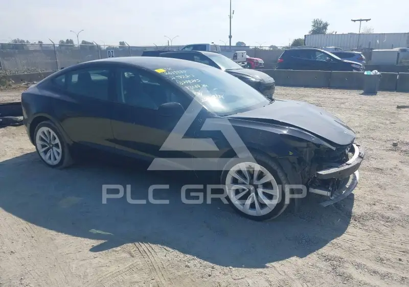 2022 Tesla Model 3 фото