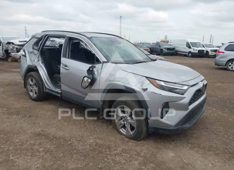 2022 Toyota RAV4 фото