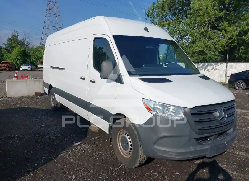 2022 Mercedes Benz Sprinter photo