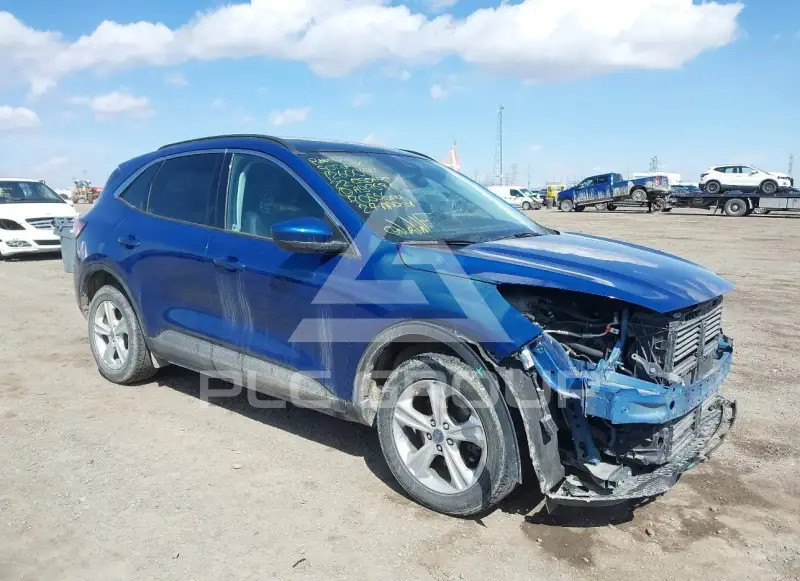2022 Ford ESCAPE photo