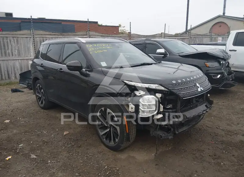 2023 Mitsubishi OUTLANDER фото