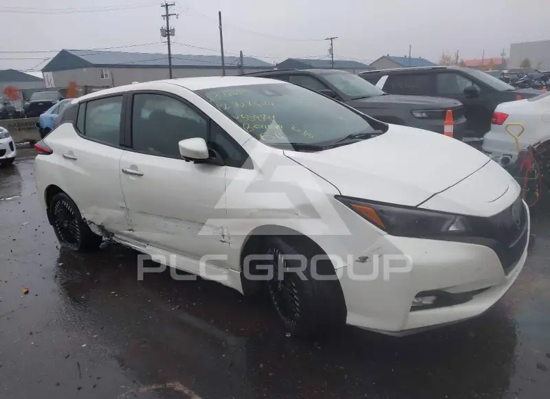 2023 Nissan LEAF photo