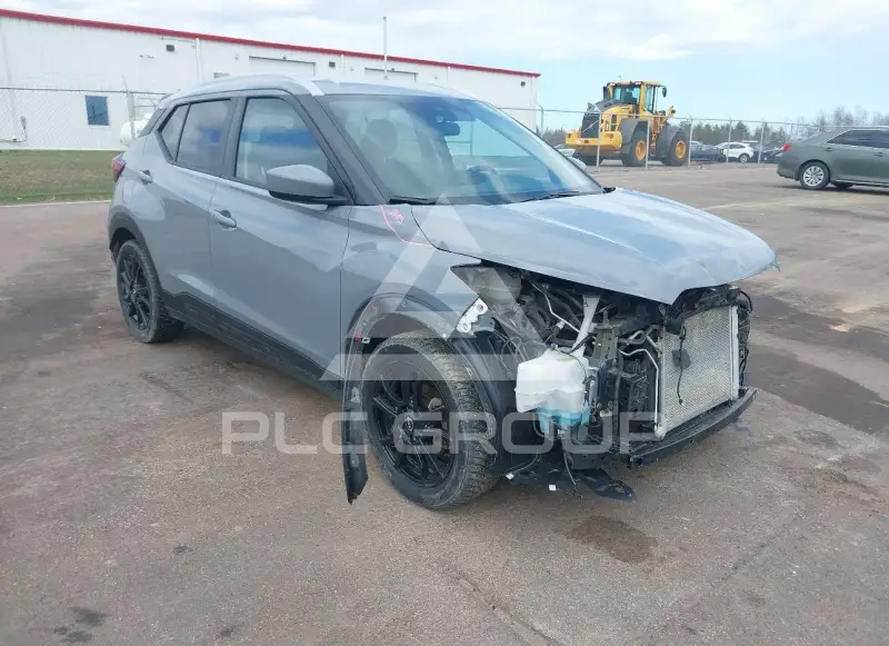 2023 Nissan KICKS фото