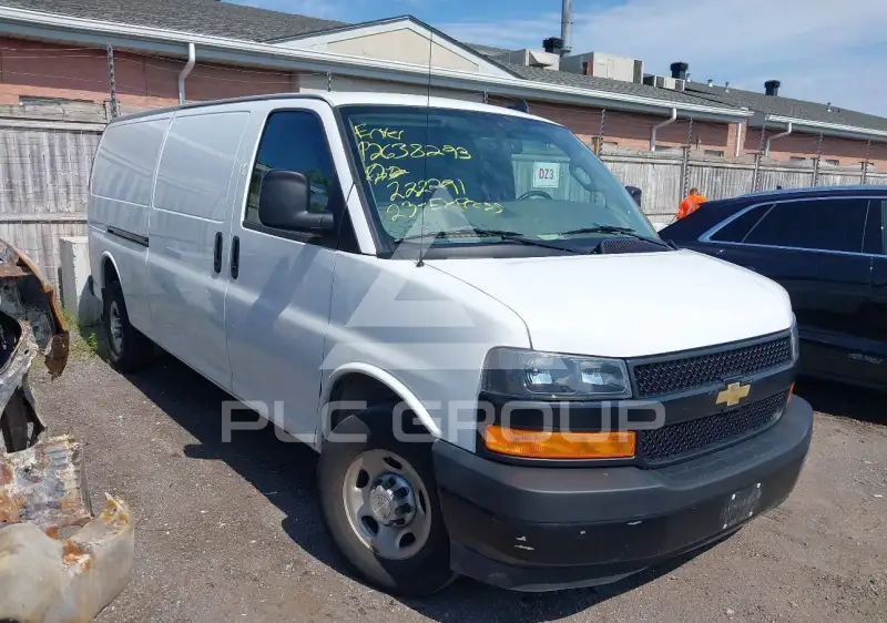 2023 Chevrolet Express photo