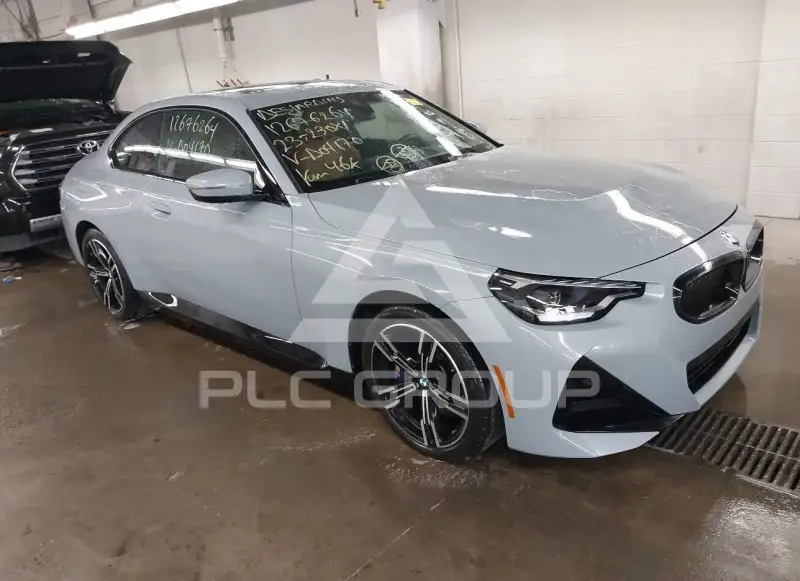 2023 BMW 230 фото