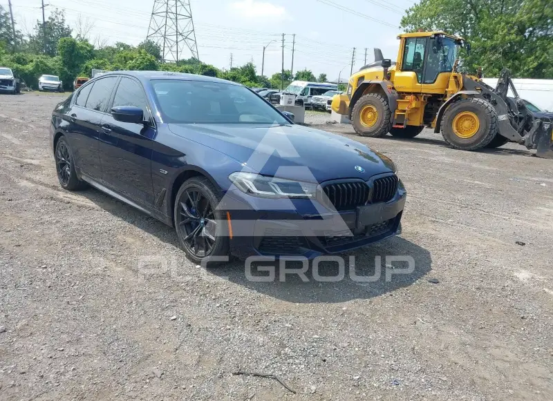 2023 BMW 530 photo