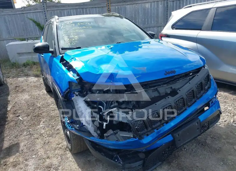 2023 Jeep COMPASS фото