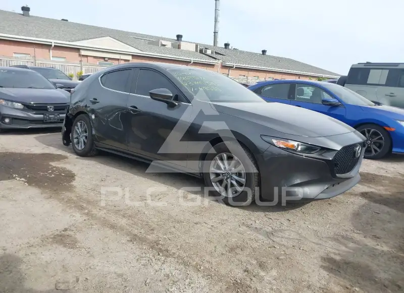 2023 Mazda 3 photo