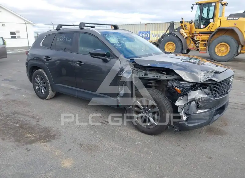 2023 Mazda CX photo