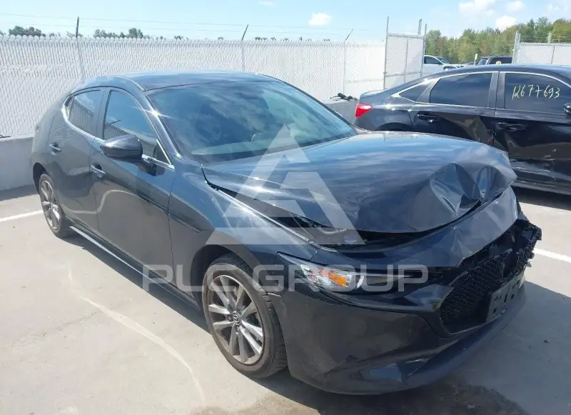 2023 Mazda 3 фото