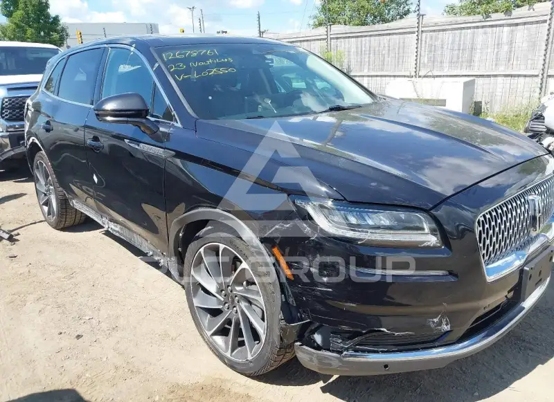 2023 Lincoln NAUTILUS photo