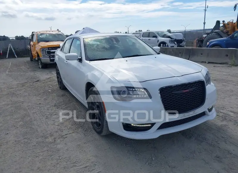 2023 Chrysler 300 photo