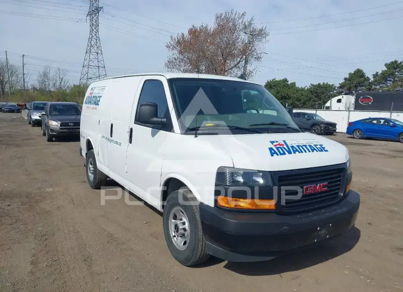 2023 GMC Savana photo