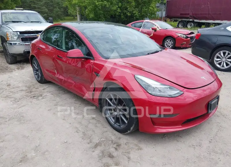 2023 Tesla Model 3 фото