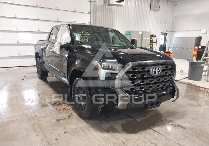 2023 Toyota TUNDRA фото