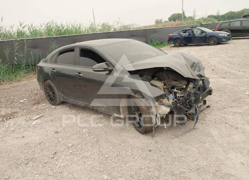 2023 KIA Forte фото