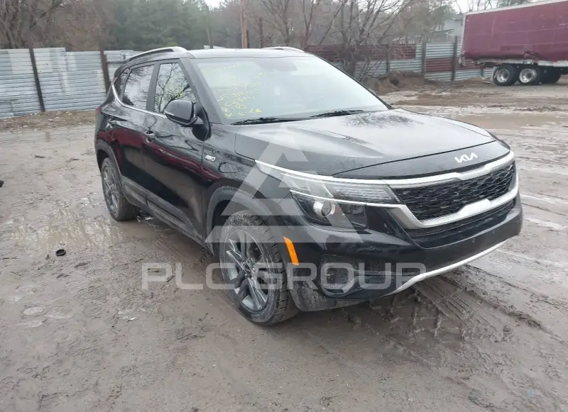 2023 KIA Seltos фото