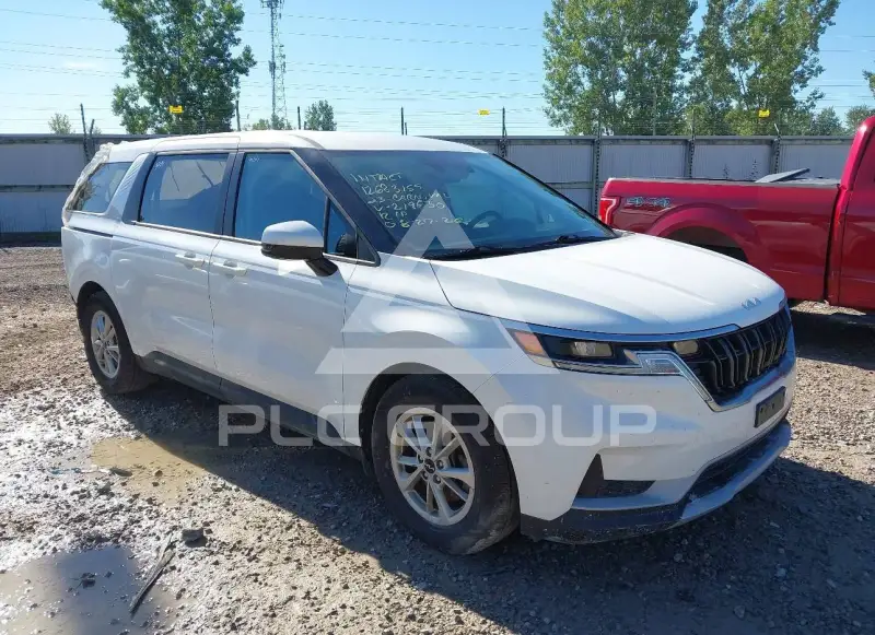 2023 KIA Carnival фото