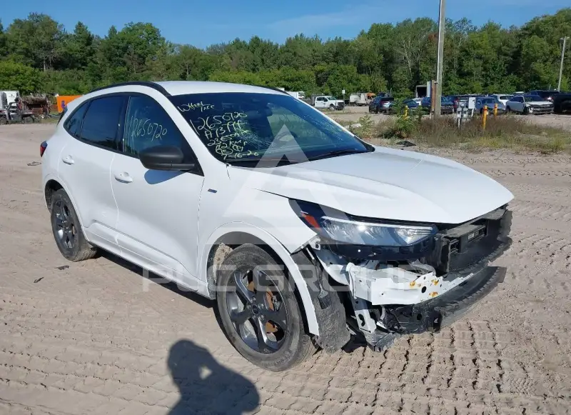 2023 Ford ESCAPE фото