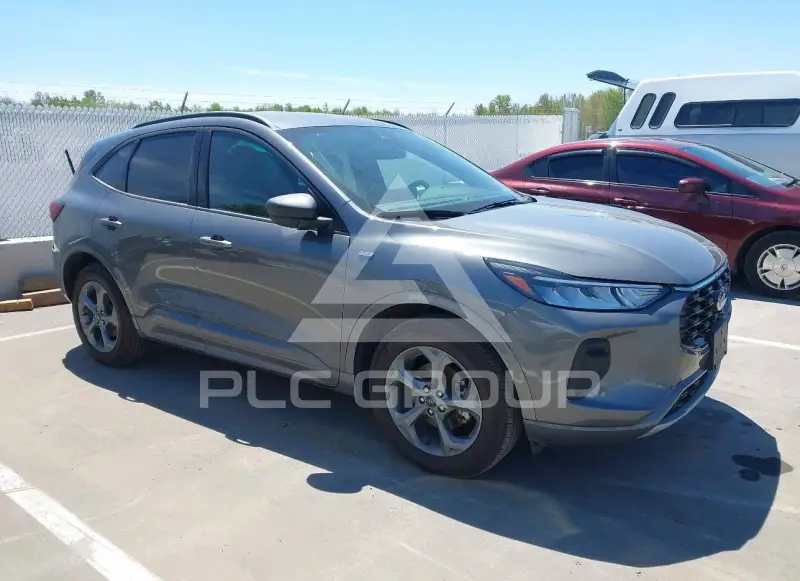 2023 Ford ESCAPE фото