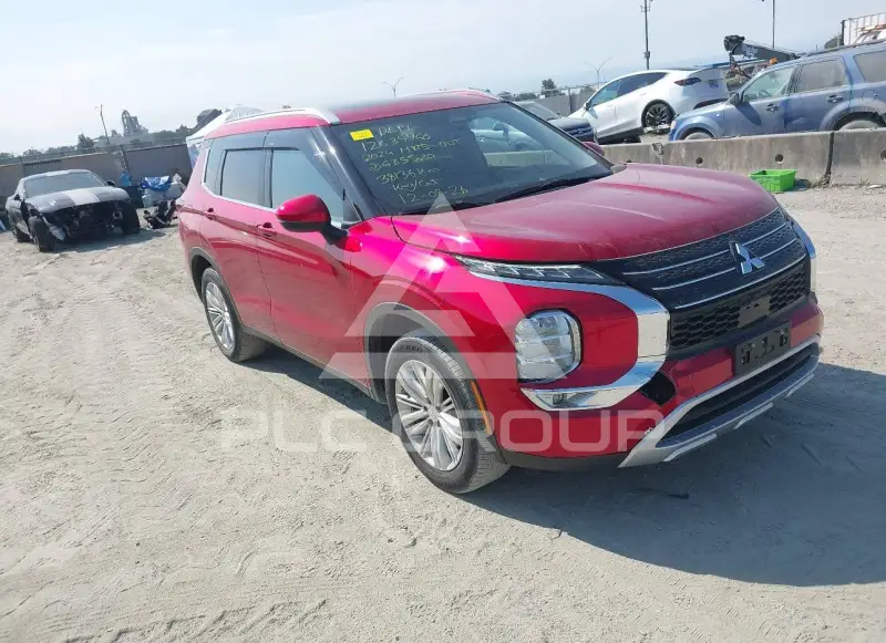 2024 Mitsubishi OUTLANDER фото