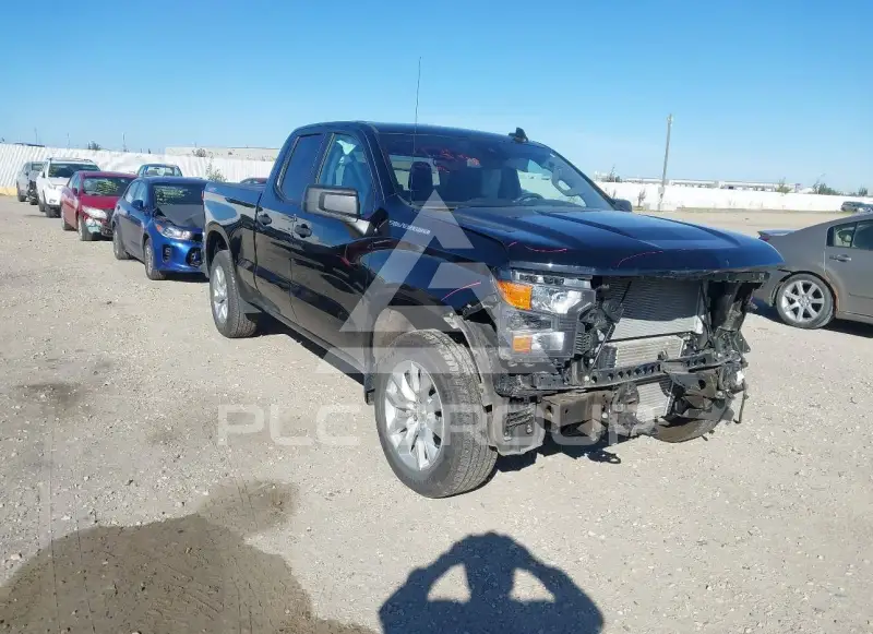 2024 Chevrolet SILVERADO photo