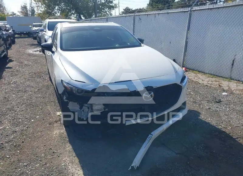 2024 Mazda 3 фото