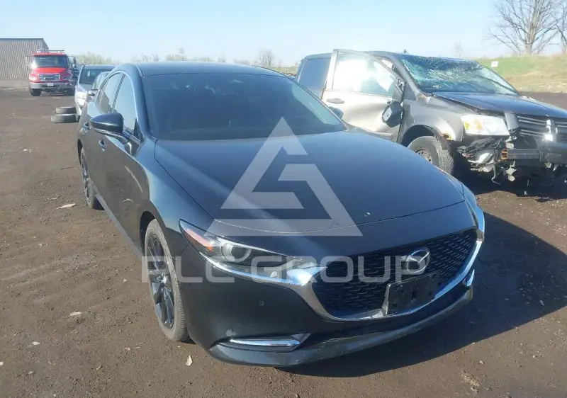 2024 Mazda 3 фото