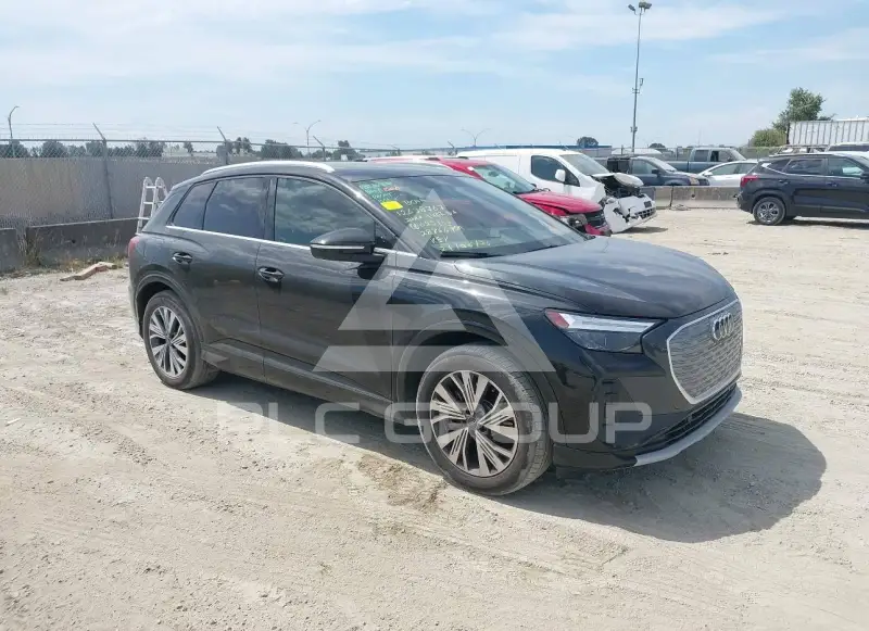 2024 Audi E-TRON фото