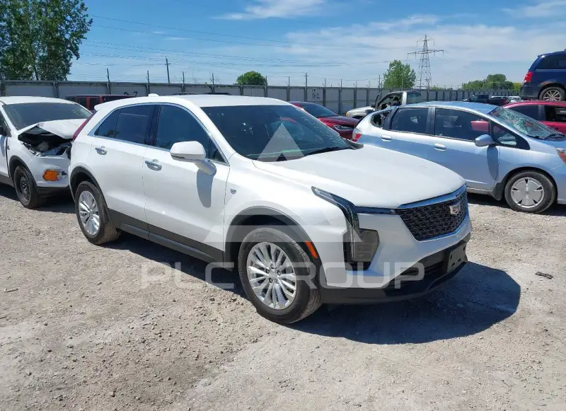 2024 Cadillac XT4 фото