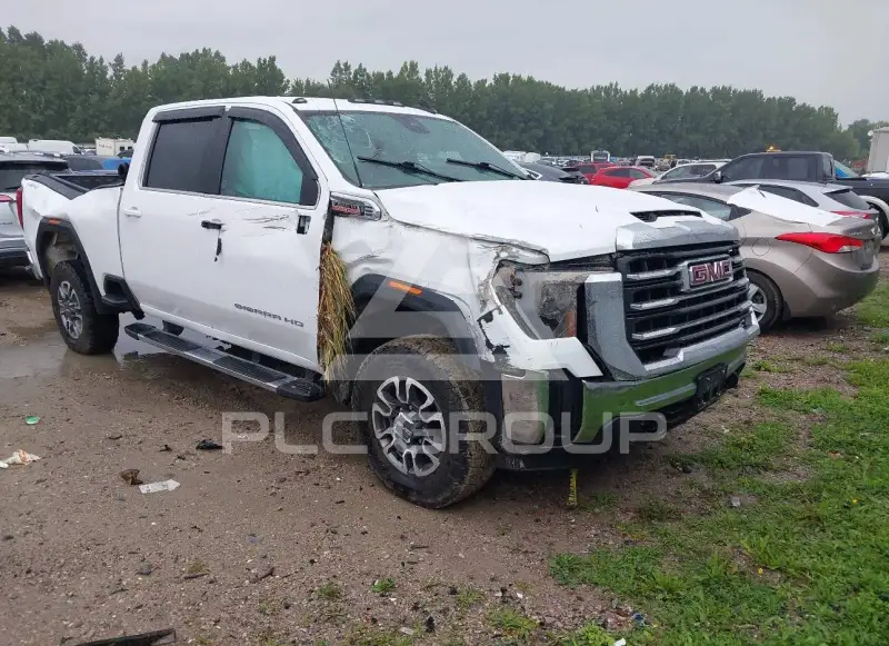 2024 GMC Sierra photo